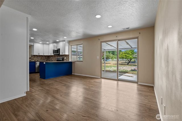 2301 120th Street E, Tacoma, WA 98445
