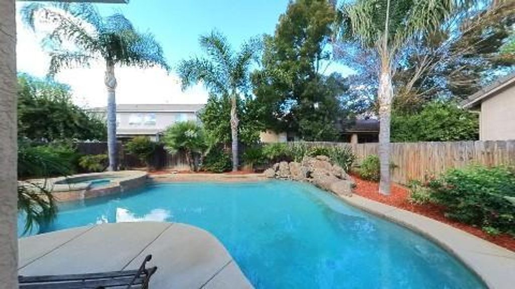 Image 61 of property listing at 2657 Lincoln Avenue, Clovis, CA 93611