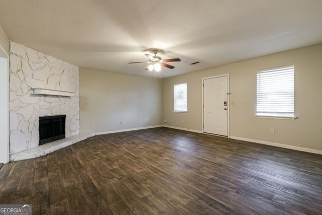 843 Tall Deer Drive, Fairburn, GA 30213