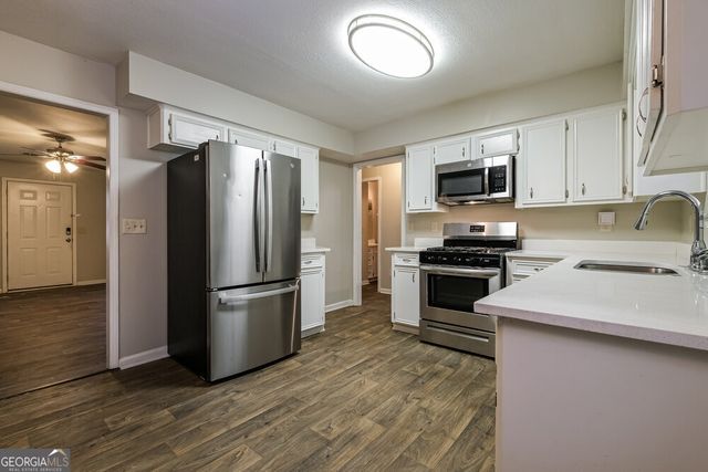 843 Tall Deer Drive, Fairburn, GA 30213