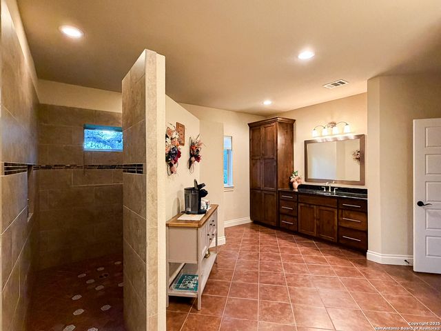 28 Boerne Stage Airfield, Boerne, TX 78006