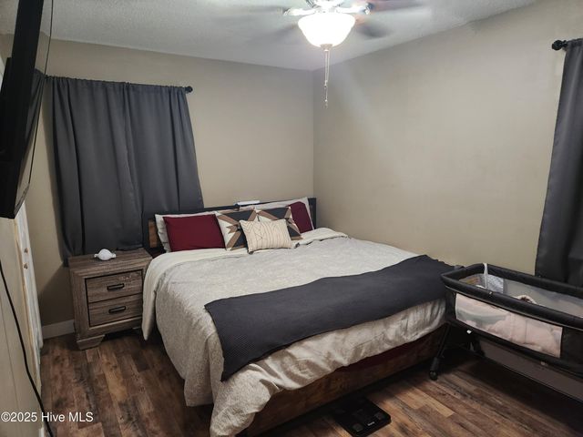 2605 Country Club Road, Jacksonville, NC 28546