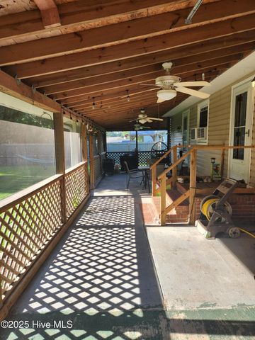 2605 Country Club Road, Jacksonville, NC 28546