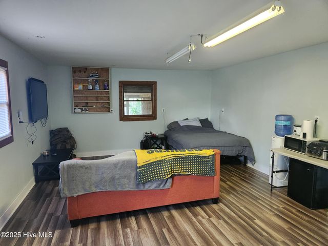 2605 Country Club Road, Jacksonville, NC 28546