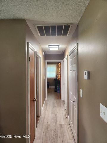 2605 Country Club Road, Jacksonville, NC 28546