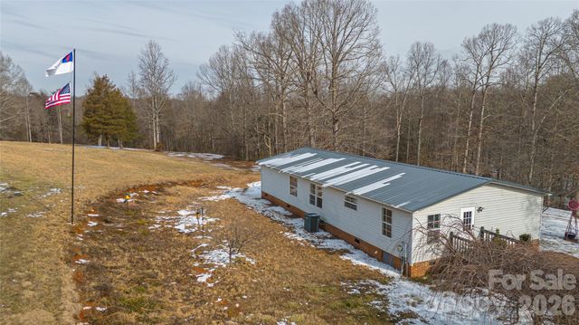 6611 Prysock Avenue, Connelly Springs, NC 28612