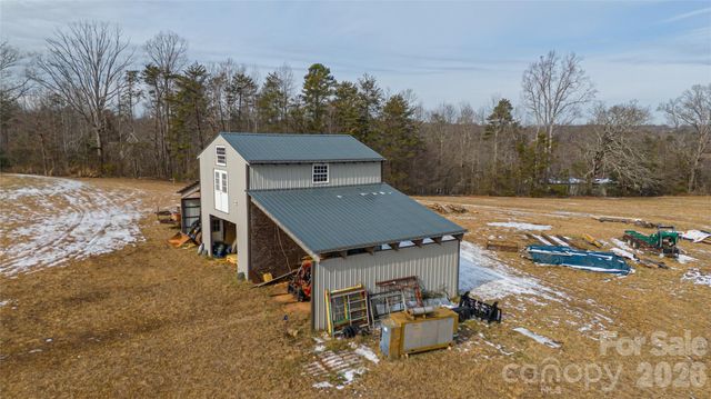 6611 Prysock Avenue, Connelly Springs, NC 28612