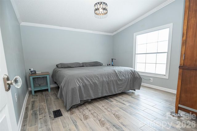 6611 Prysock Avenue, Connelly Springs, NC 28612