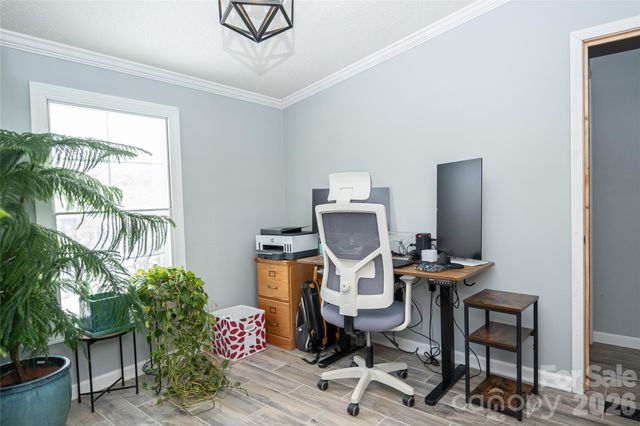 6611 Prysock Avenue, Connelly Springs, NC 28612