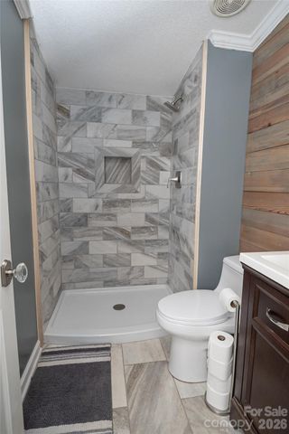 6611 Prysock Avenue, Connelly Springs, NC 28612