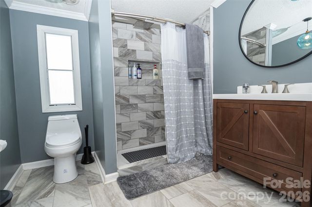 6611 Prysock Avenue, Connelly Springs, NC 28612