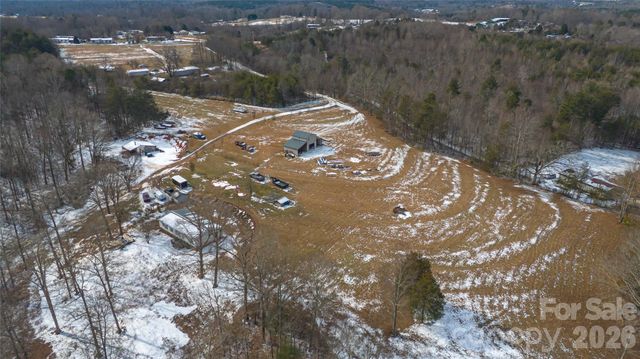 6611 Prysock Avenue, Connelly Springs, NC 28612