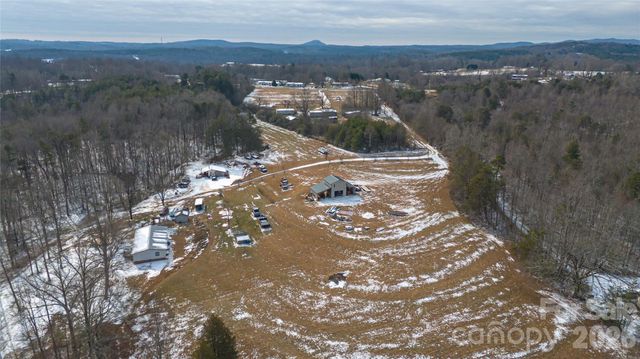 6611 Prysock Avenue, Connelly Springs, NC 28612