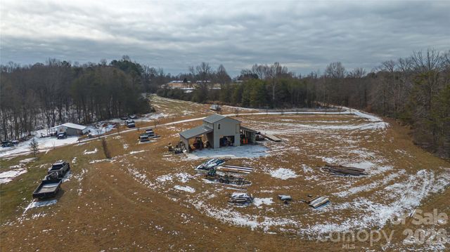 6611 Prysock Avenue, Connelly Springs, NC 28612