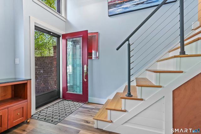 25 Oxford Street, Bethel, CT 06801