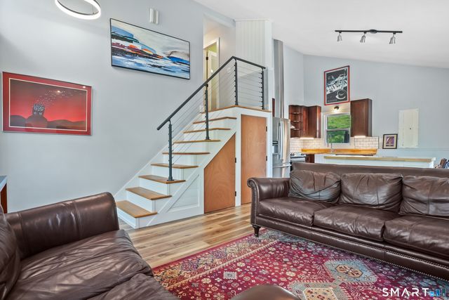 25 Oxford Street, Bethel, CT 06801