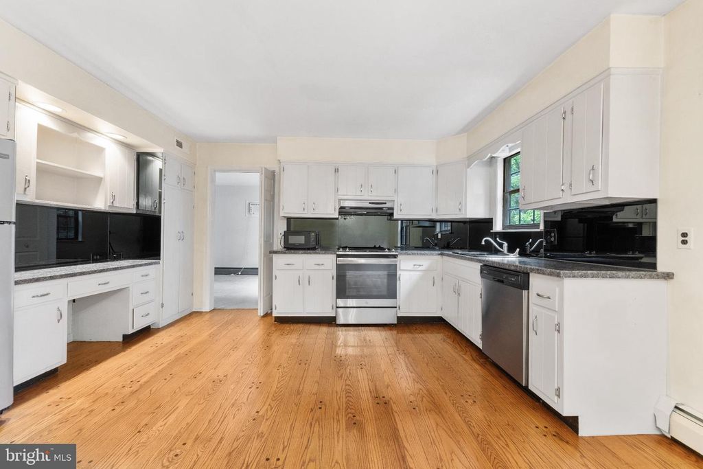 80 HIDDEN WOODS LN, WARMINSTER, PA 18974 — photo 5