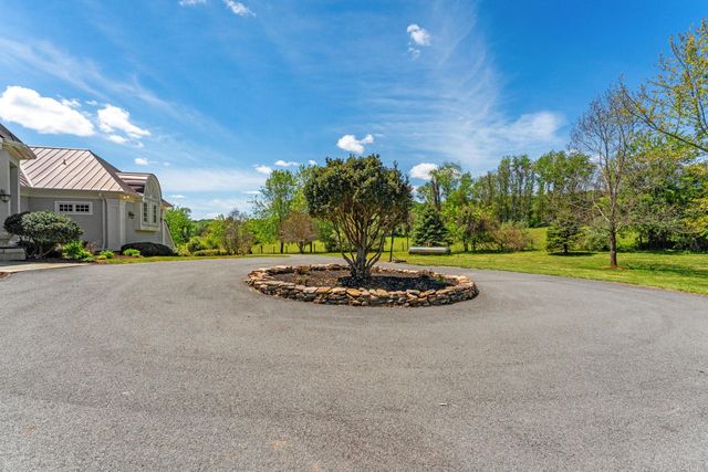 80 NARMADA LN, Amissville, VA 20106