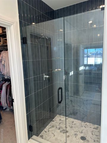 57373 Glen Forest Drive, Washington Township, MI 48094