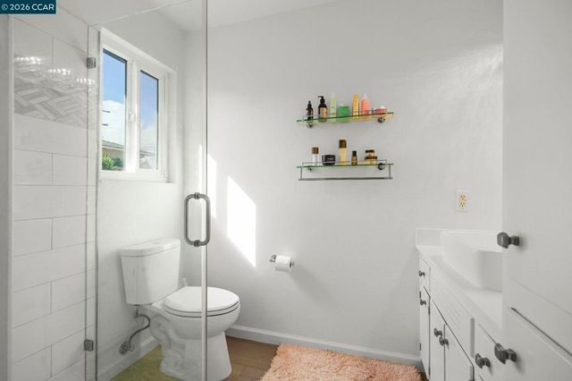 5555 5555 Maryland Dr, Concord, CA 94521