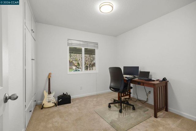 5555 5555 Maryland Dr, Concord, CA 94521