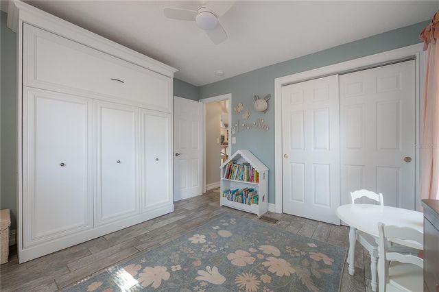904 E KNOLLWOOD STREET, Tampa, FL 33604