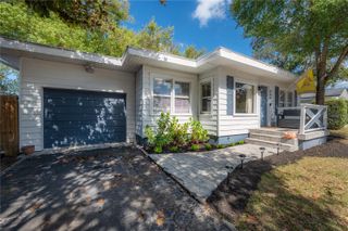 904 E KNOLLWOOD STREET, Tampa, FL 33604