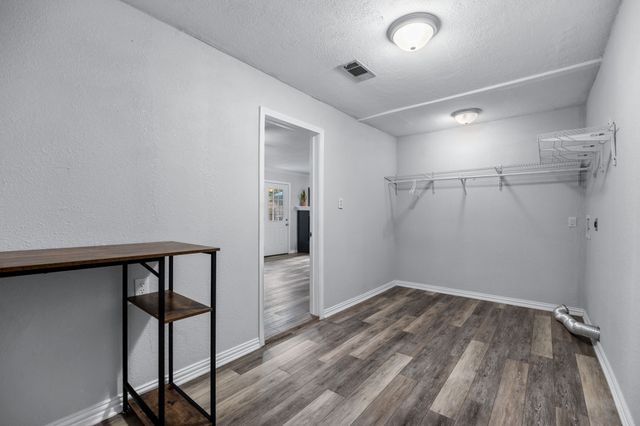 421 S 1st Street, Krum, TX 76249
