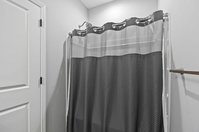 4263 Swallowtail Lane, Woodbury, MN 55129