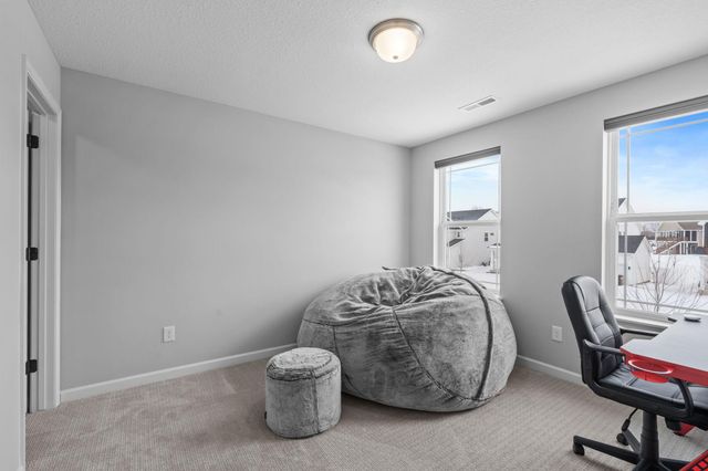 4263 Swallowtail Lane, Woodbury, MN 55129