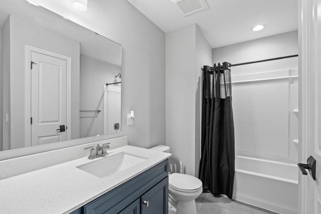 4263 Swallowtail Lane, Woodbury, MN 55129