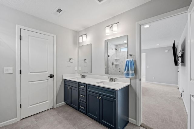 4263 Swallowtail Lane, Woodbury, MN 55129