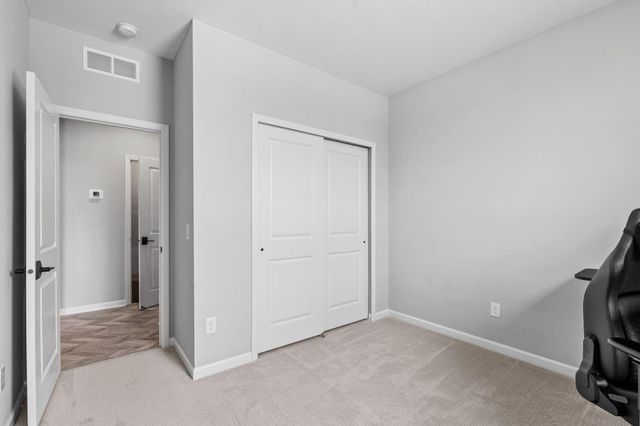 4263 Swallowtail Lane, Woodbury, MN 55129