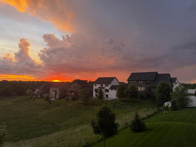 4263 Swallowtail Lane, Woodbury, MN 55129