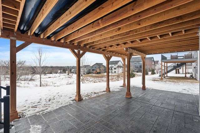 4263 Swallowtail Lane, Woodbury, MN 55129