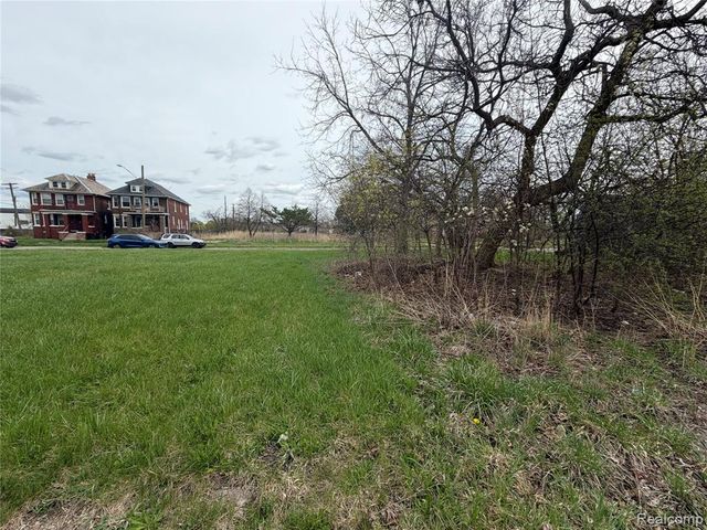 5175 Vermont Street, Detroit, MI 48208