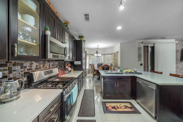 1114 Kay Cir, Turlock, CA 95382