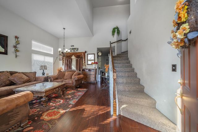 1114 Kay Cir, Turlock, CA 95382