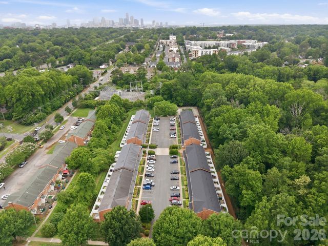 1215 Green Oaks Lane I, Charlotte, NC 28205