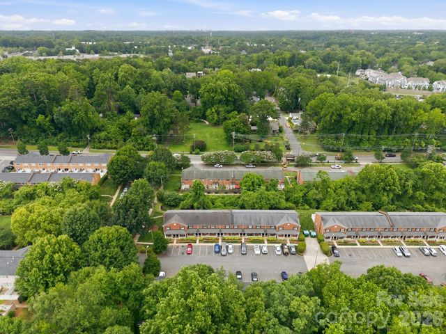 1215 Green Oaks Lane I, Charlotte, NC 28205