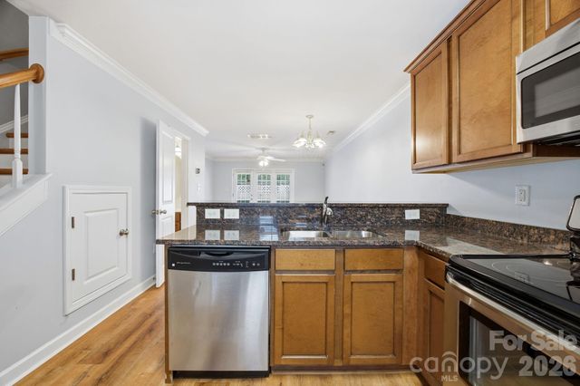 1215 Green Oaks Lane I, Charlotte, NC 28205
