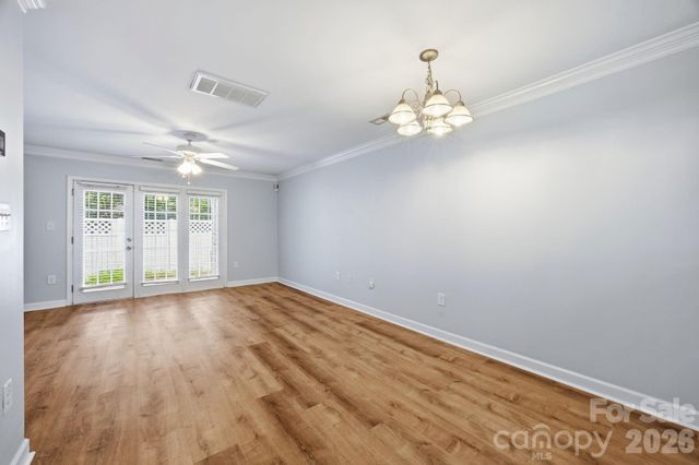 1215 Green Oaks Lane I, Charlotte, NC 28205