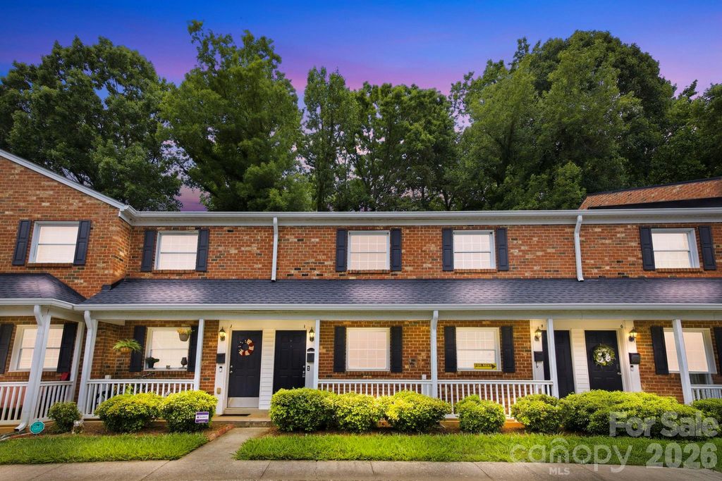 1215 Green Oaks Lane I, Charlotte, NC 28205