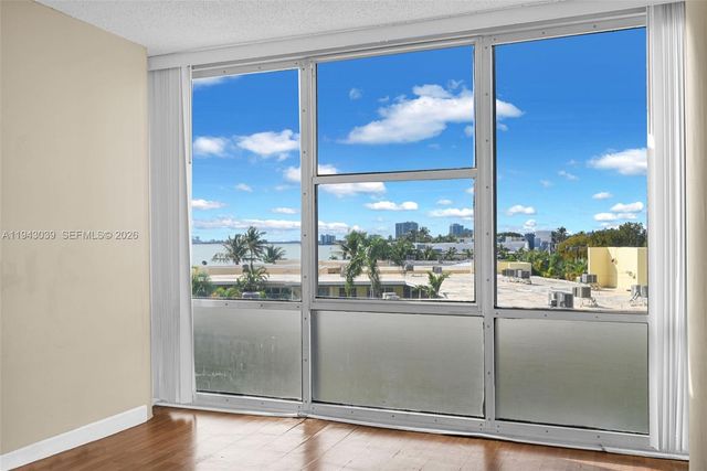 900 Bay Dr 321, Miami Beach, FL 33141