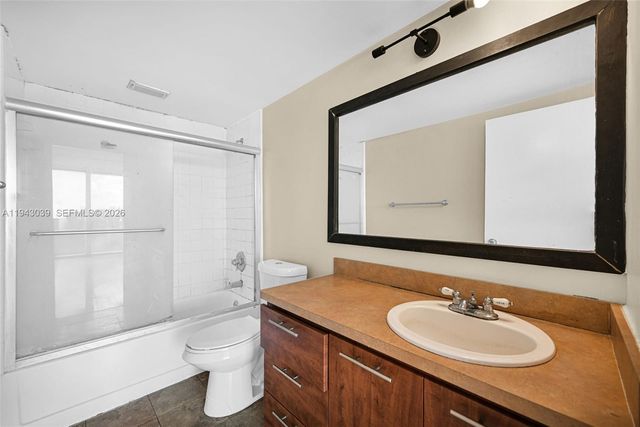 900 Bay Dr 321, Miami Beach, FL 33141