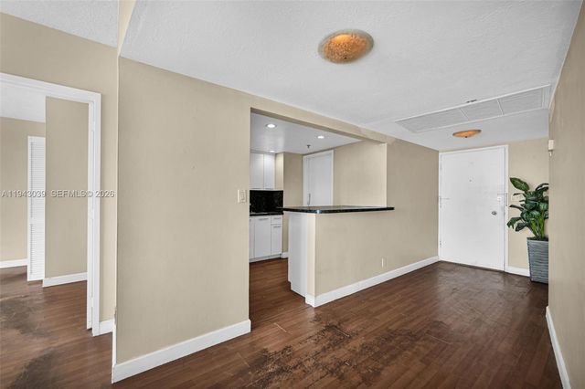 900 Bay Dr 321, Miami Beach, FL 33141