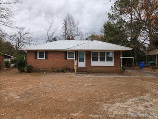 3923 Glenridge Road, Fayetteville, NC 28304