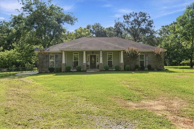 8437 Jim Mcneil Loop Road W, Grand Bay, AL 36541