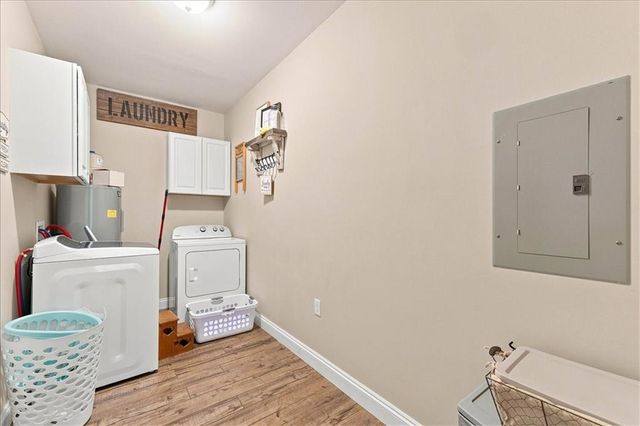 8437 Jim Mcneil Loop Road W, Grand Bay, AL 36541