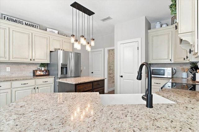 8437 Jim Mcneil Loop Road W, Grand Bay, AL 36541